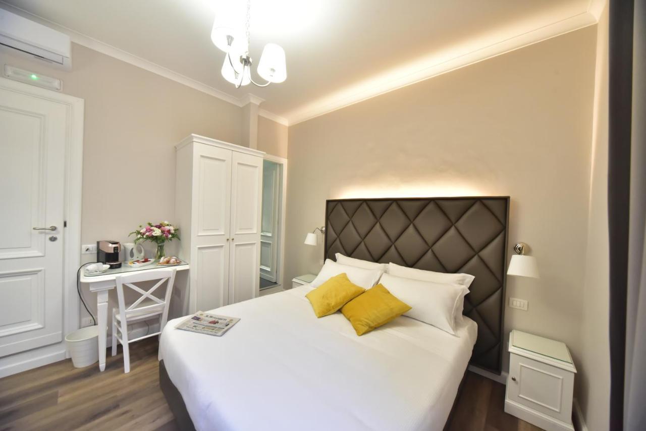 Sacconi Palace Suite Roma Exterior photo