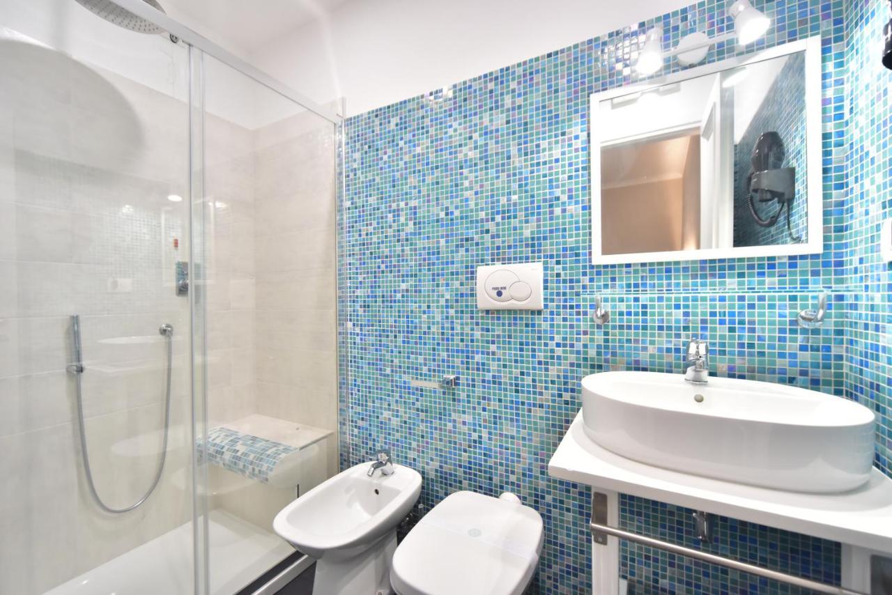 Sacconi Palace Suite Roma Exterior photo