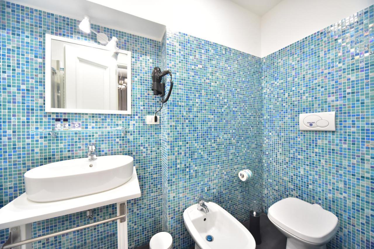 Sacconi Palace Suite Roma Exterior photo