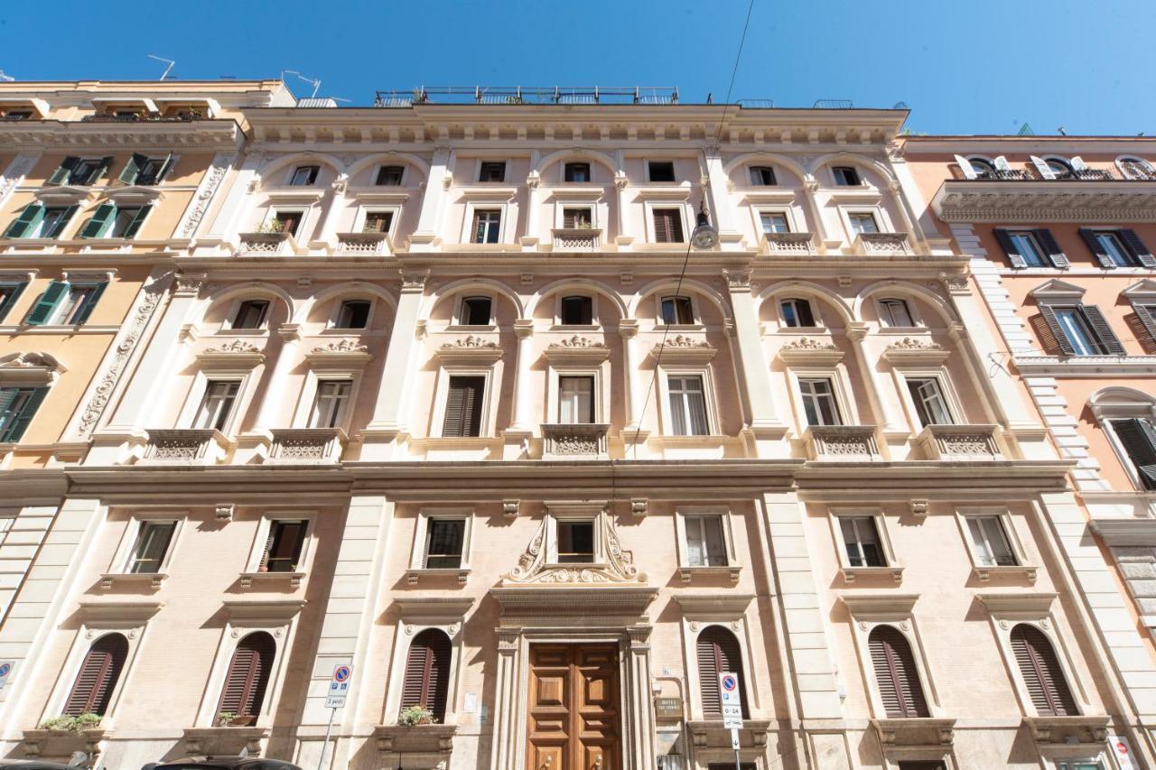 Sacconi Palace Suite Roma Exterior photo